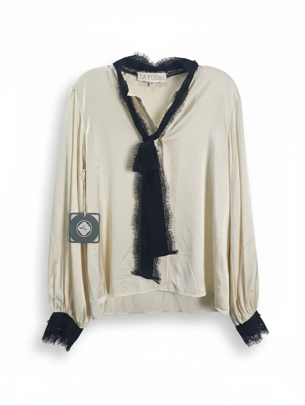 NWT La Fuori 100% Silk Blouse with Lace Hem Satin Stretch Small Black Cream